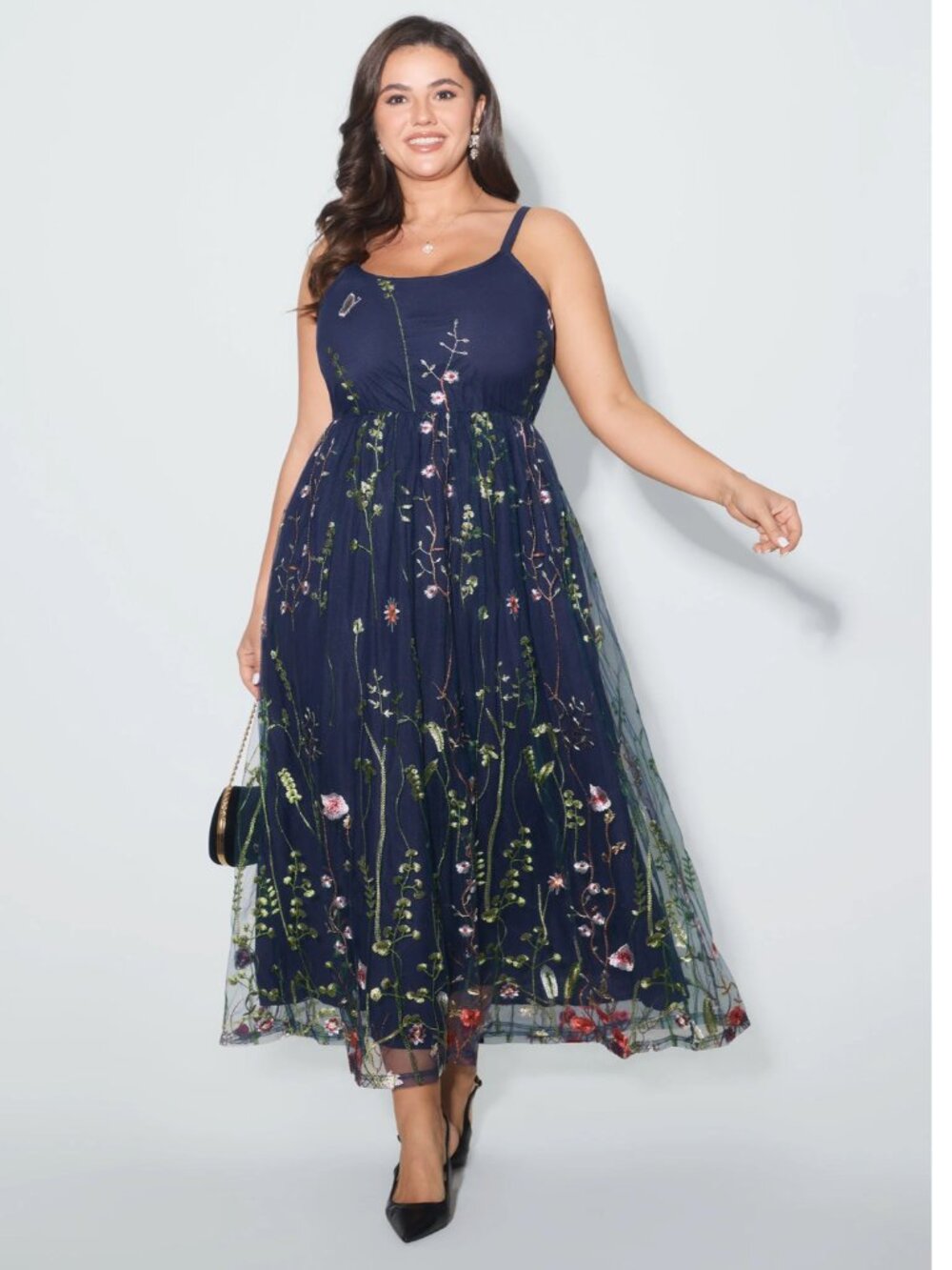 BloomChic NWT U Neck Floral Embroidered Mesh Cami Maxi Dress Size 14 / 16 Blue